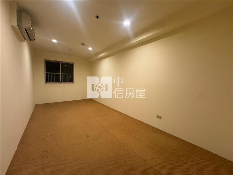 室內58坪雙面採光.SOGO.威尼斯4+1房車房屋室內格局與周邊環境