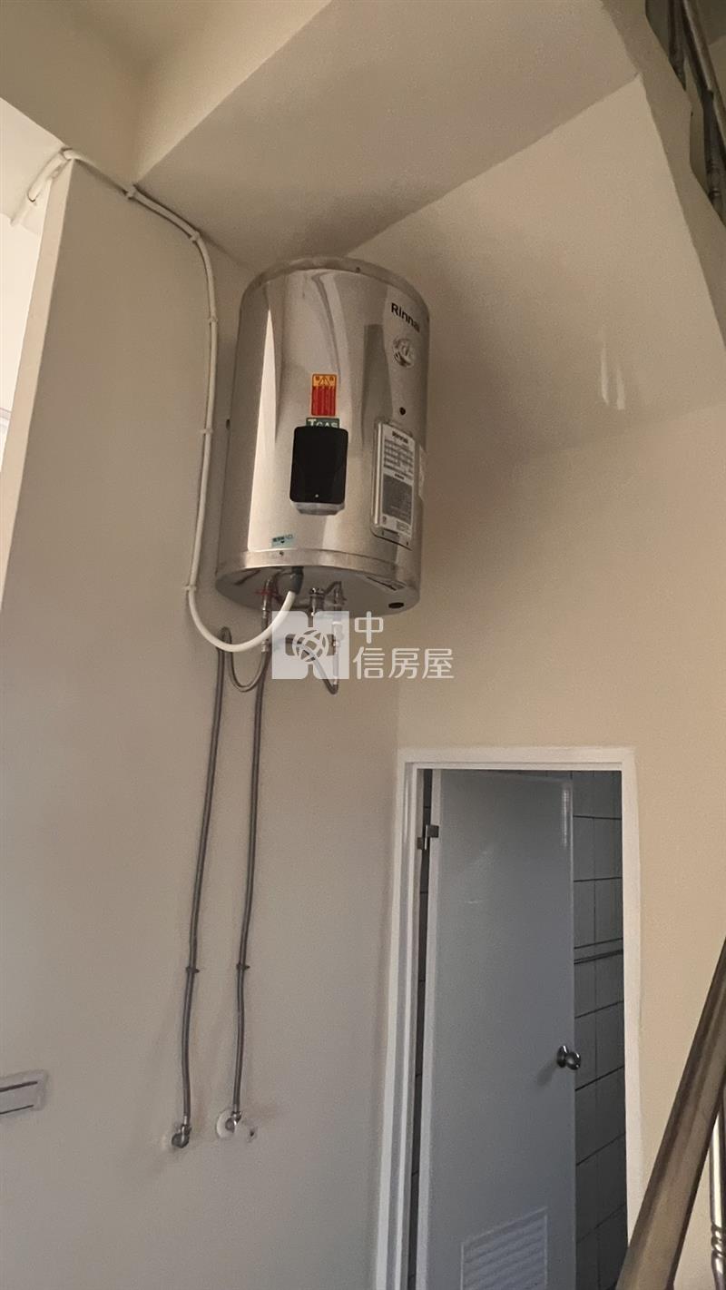 臨近新屋市區整新大農舍房屋室內格局與周邊環境