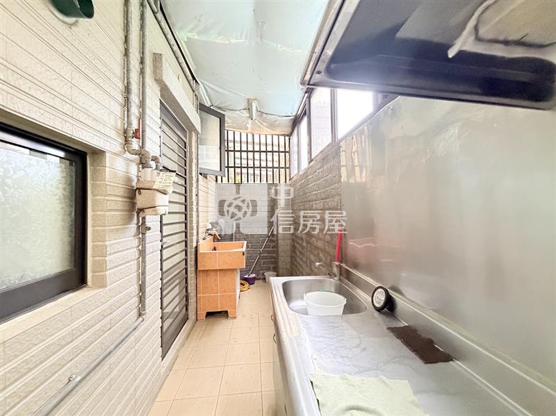 【奔馳】青埔桂冠國際花園別墅房屋室內格局與周邊環境