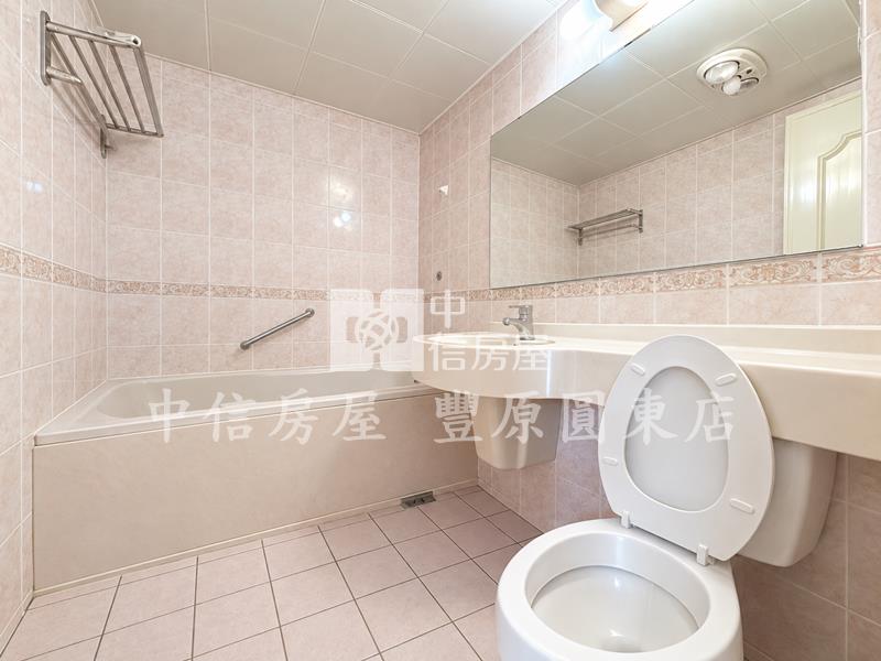 敦華美園房屋室內格局與周邊環境