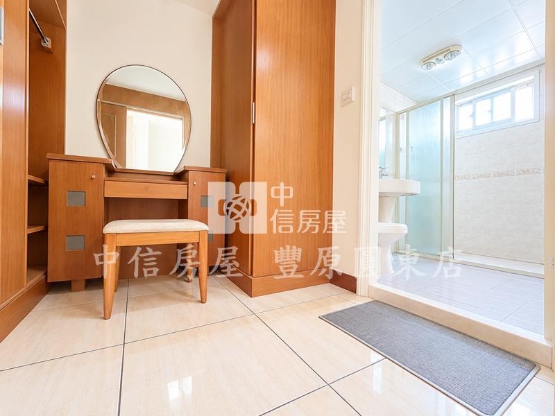 敦華美園房屋室內格局與周邊環境