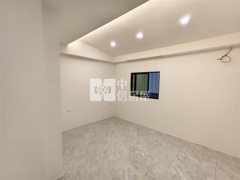 楠梓近台積全翻新1+2樓美寓房屋室內格局與周邊環境