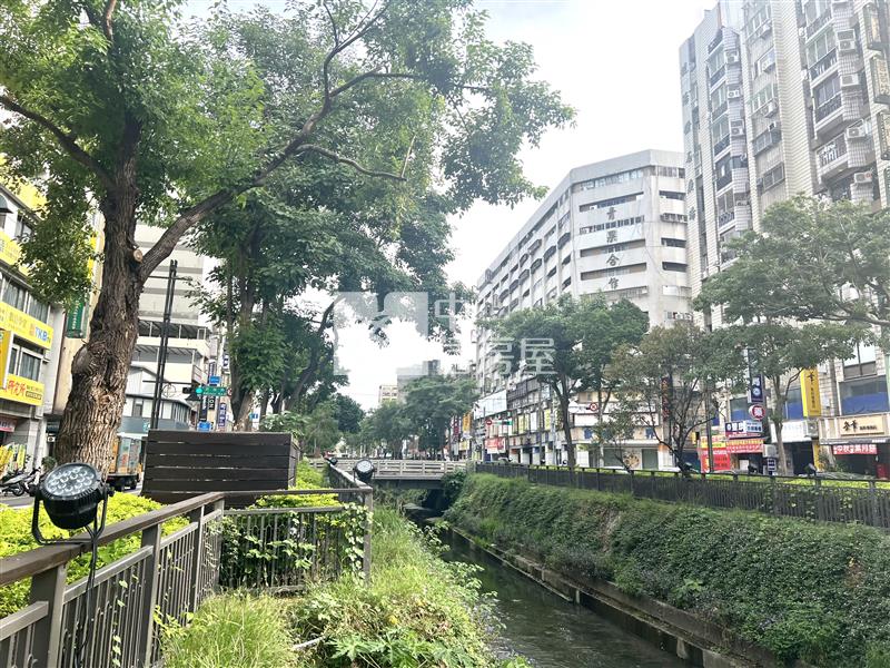都會新寵三房河岸美宅(專任)房屋室內格局與周邊環境