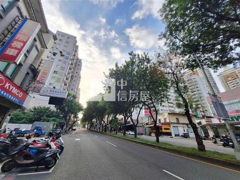 西屯中科福科路透天店面房屋室內格局與周邊環境