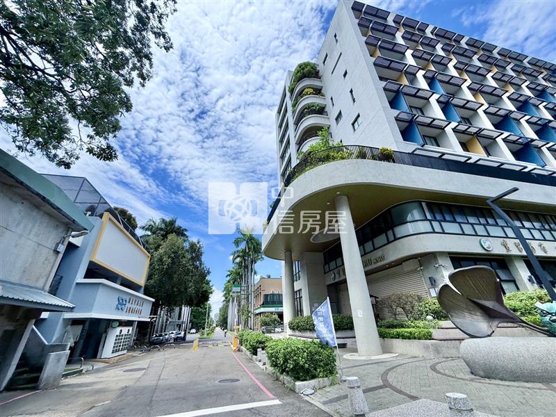 中興大學低總價次頂樓採光套房房屋室內格局與周邊環境