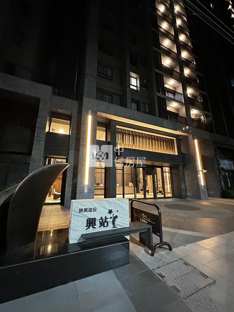沙鹿重劃區四房平車美屋房屋室內格局與周邊環境