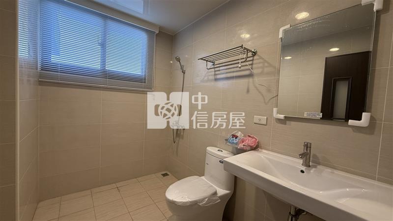 潮州面寬電梯雙車墅房屋室內格局與周邊環境