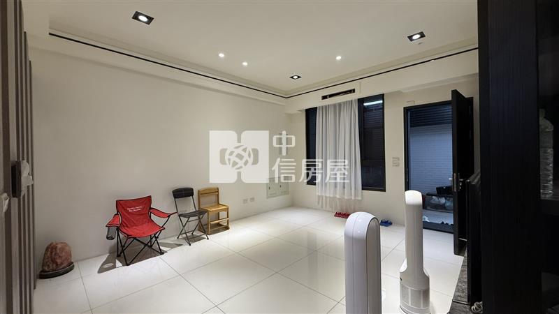 潮州面寬電梯雙車墅房屋室內格局與周邊環境
