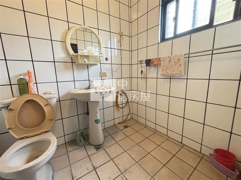 (專)振聲中學透天房屋室內格局與周邊環境