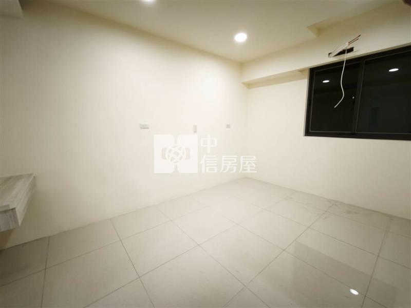 七堵區大華一路2F房屋室內格局與周邊環境