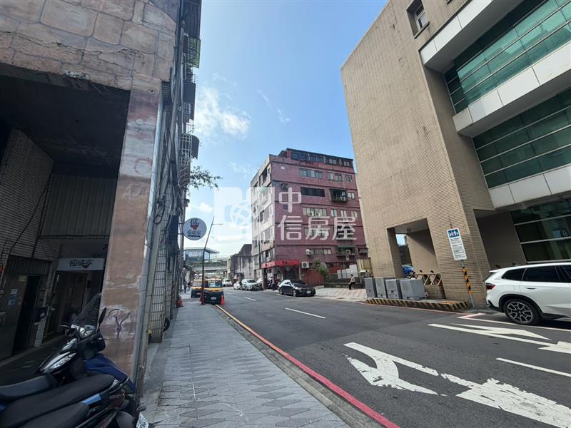◆中正區信四店面房屋室內格局與周邊環境