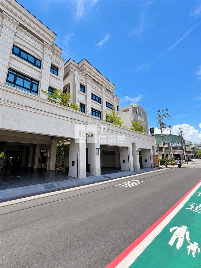 大里全新未住新古典電梯豪墅(A)房屋室內格局與周邊環境