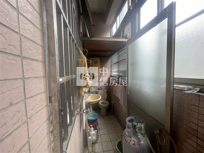 水湳超值店面(專任)房屋室內格局與周邊環境