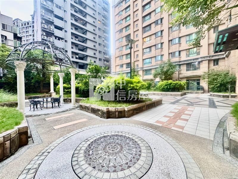 夢公園兩房車房屋室內格局與周邊環境