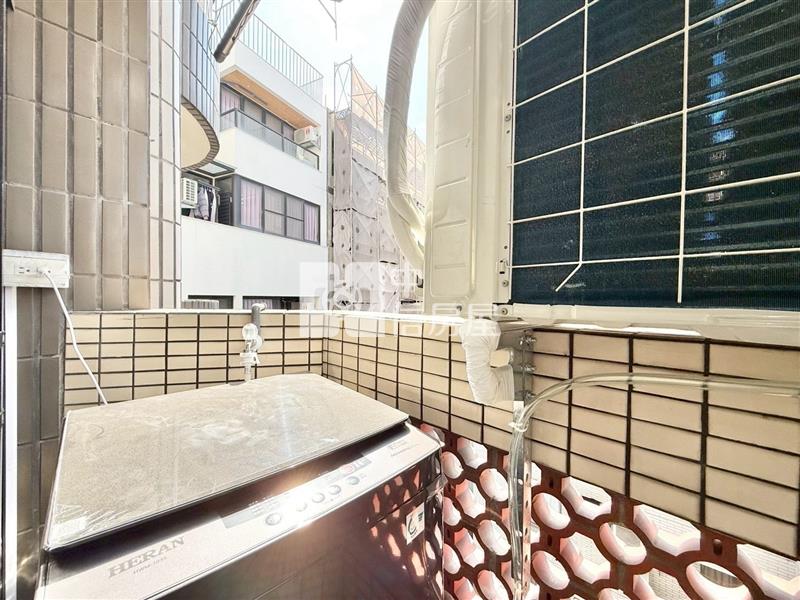 逢甲商圈正福星路電梯收租7套房屋室內格局與周邊環境