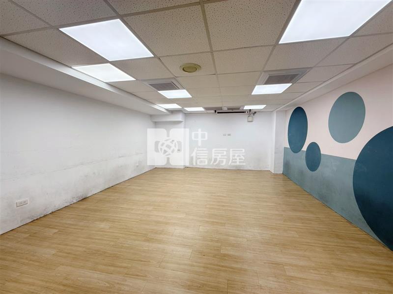 A21環北站一樓店面+地下室房屋室內格局與周邊環境