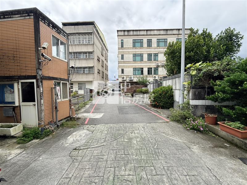 市區建國路稀有釋出邊間美墅(A69)房屋室內格局與周邊環境