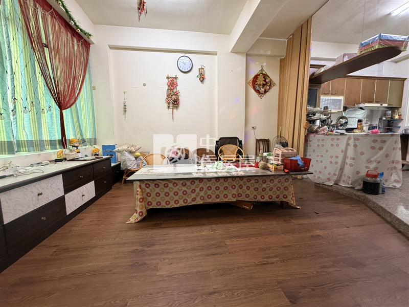 市區建國路稀有釋出邊間美墅(A69)房屋室內格局與周邊環境