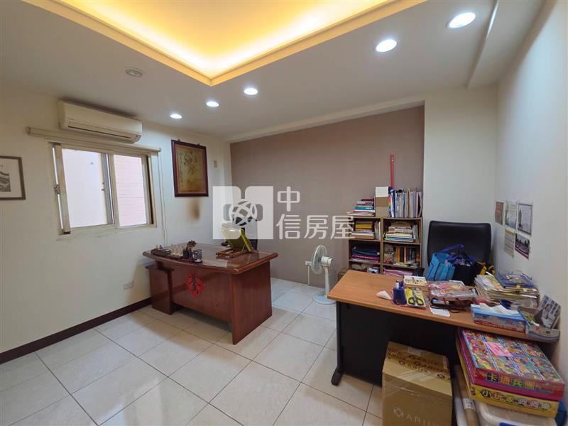 草屯邊間景觀六大房房屋室內格局與周邊環境