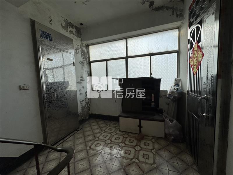 三村國小健身寓房屋室內格局與周邊環境