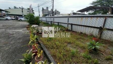 屏東土地-中正國中三角窗面寬農房屋室內格局與周邊環境
