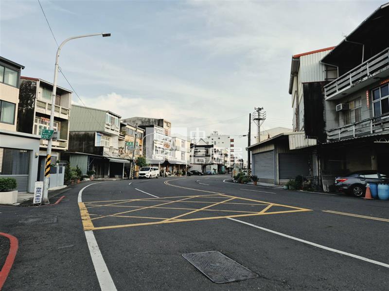 湖內民權路RC店住透天房屋室內格局與周邊環境