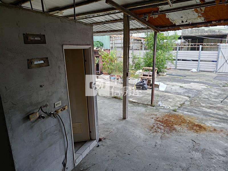 永康中正路大面寬金三角稀有建地房屋室內格局與周邊環境