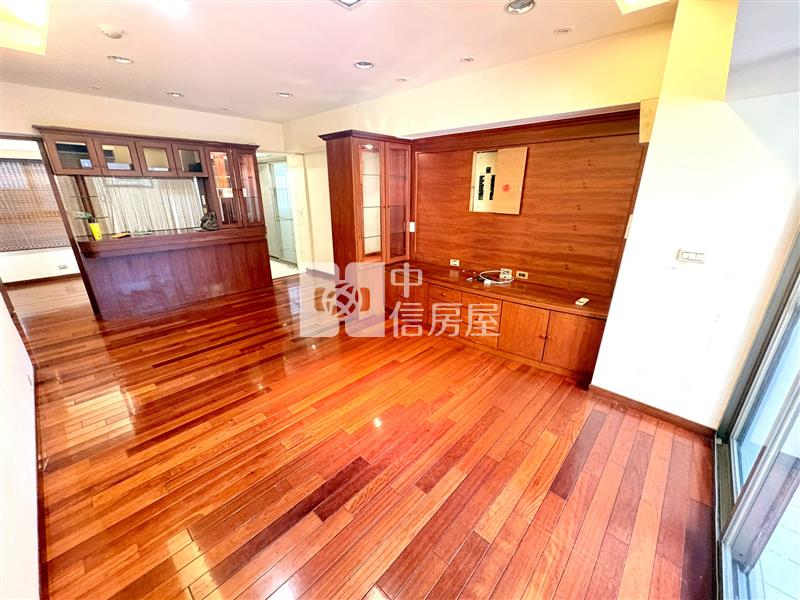 (巴黎大道)大葉國中旁三房採光佳美屋房屋室內格局與周邊環境