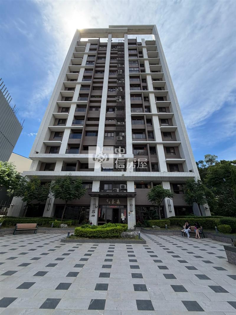 雲景景森-三房+坡平車位房屋室內格局與周邊環境