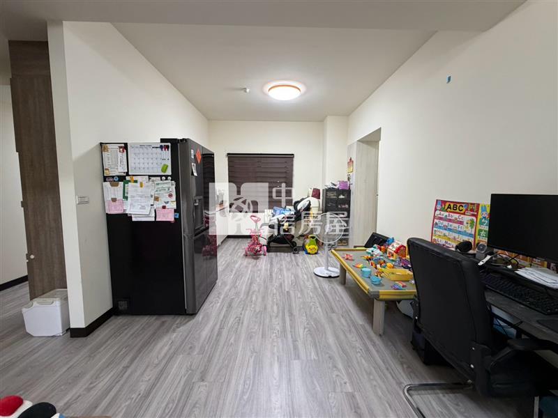 雲景景森-三房+坡平車位房屋室內格局與周邊環境