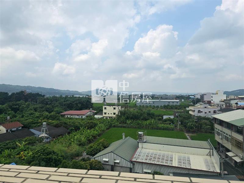 草屯田園別墅房屋室內格局與周邊環境