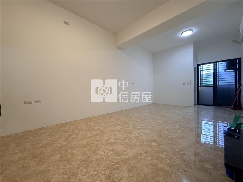 花蓮站前輕屋齡大套房(B68)房屋室內格局與周邊環境