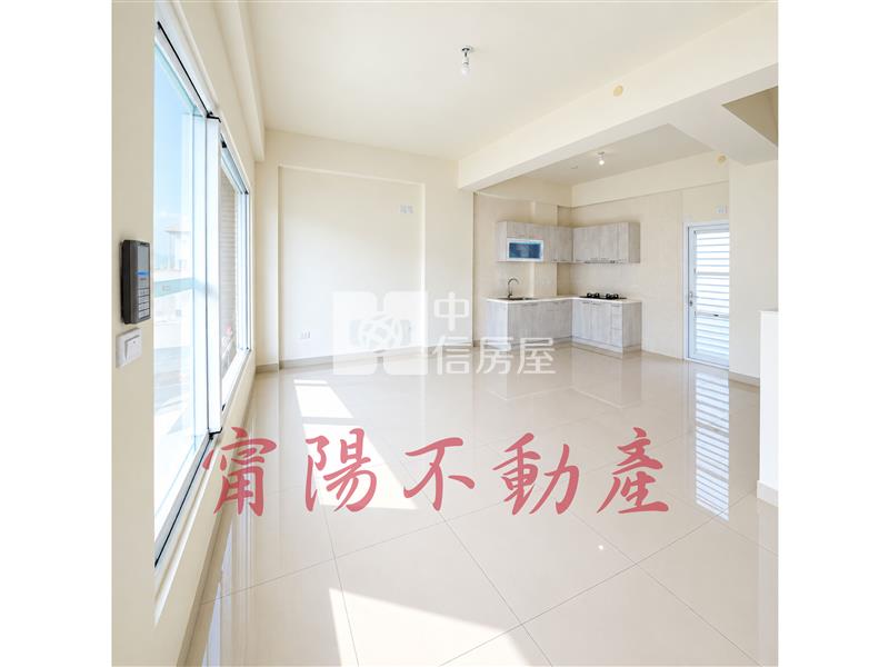 美濃國中全新雙車別墅房屋室內格局與周邊環境