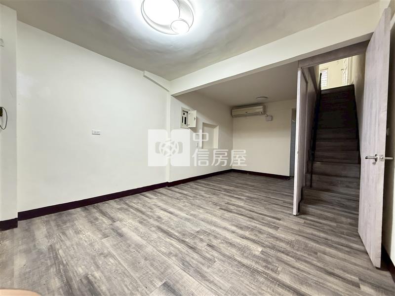 中壢民權路整新透天房屋室內格局與周邊環境