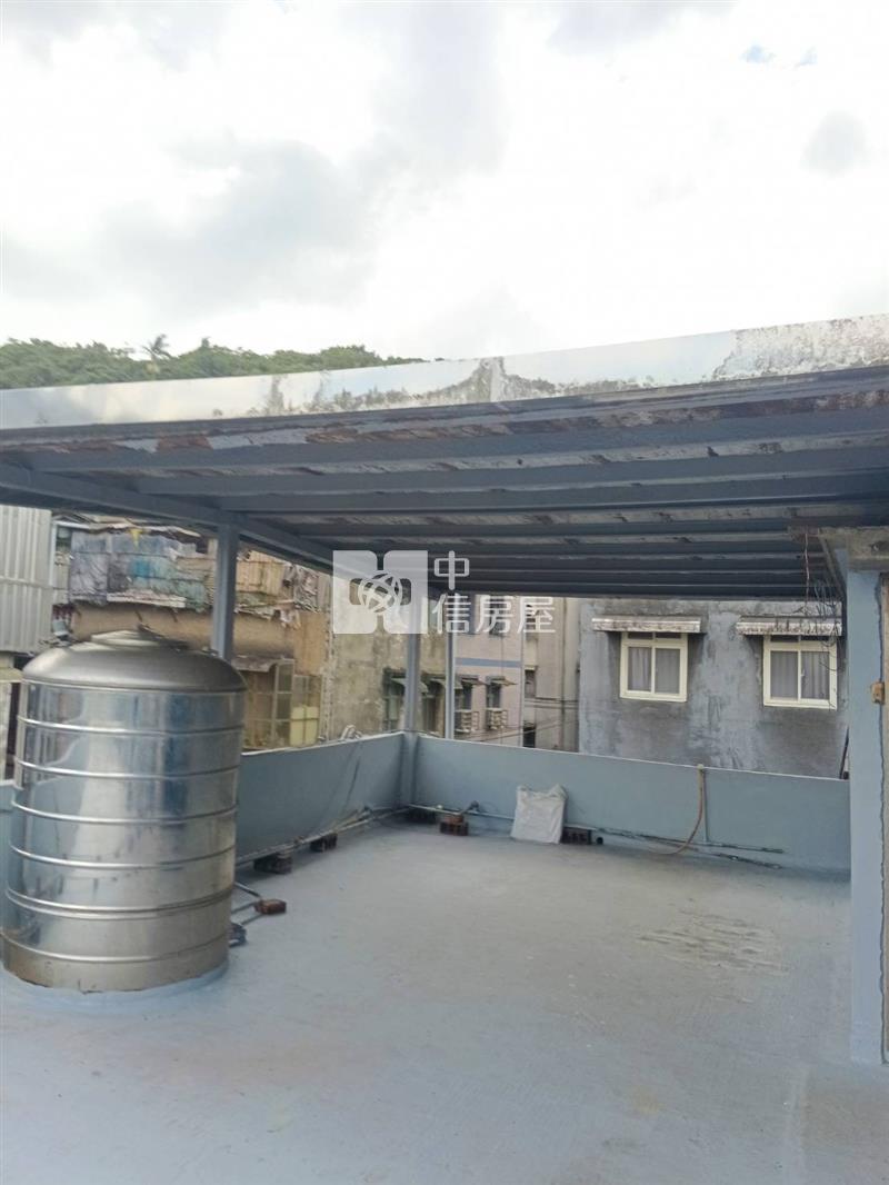 ▲近市區南新街成家雙大房房屋室內格局與周邊環境