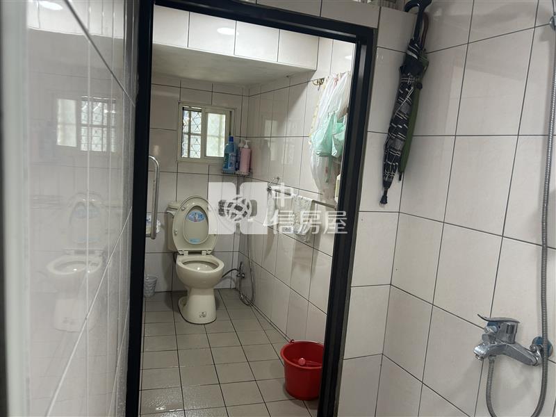 忠愛莊大面寬透天房屋室內格局與周邊環境