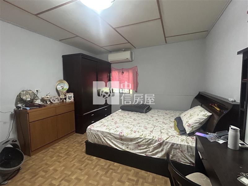 忠愛莊大面寬透天房屋室內格局與周邊環境