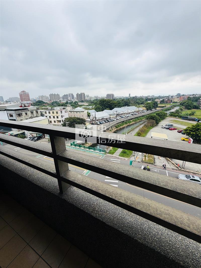 中壢車站典藏巴黎河岸套房車房屋室內格局與周邊環境