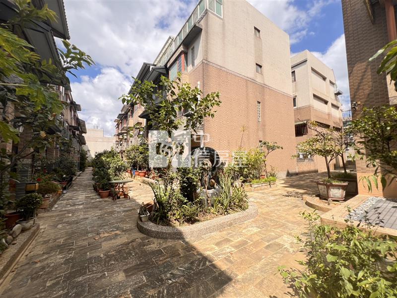 南勢國小.雙車位花園別墅房屋室內格局與周邊環境
