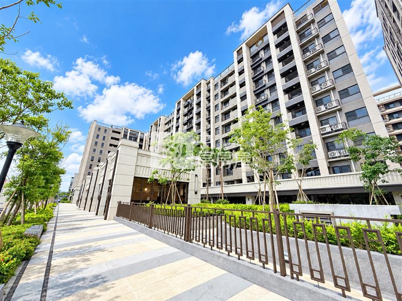 專賣山鼻站佳陞豐川三房車房屋室內格局與周邊環境