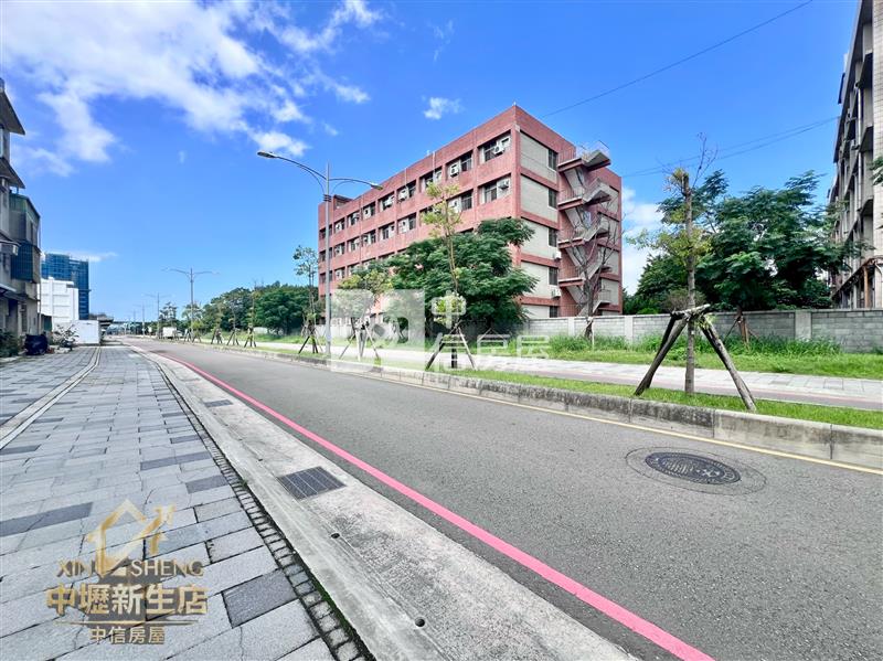 A20重劃區旁新生路大地坪前後臨路透天房屋室內格局與周邊環境