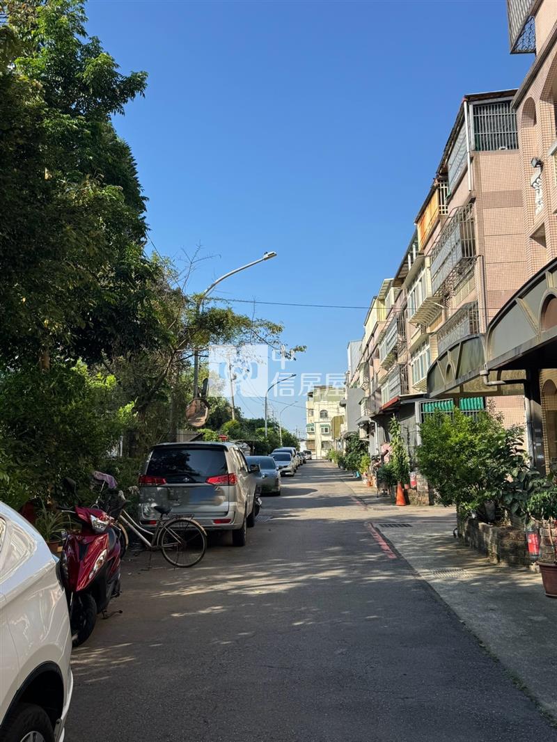 近幼獅交流道透天房屋室內格局與周邊環境