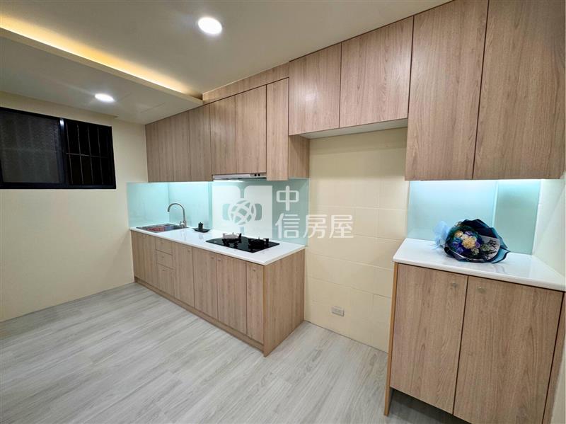 水湳市場文青透天房屋室內格局與周邊環境