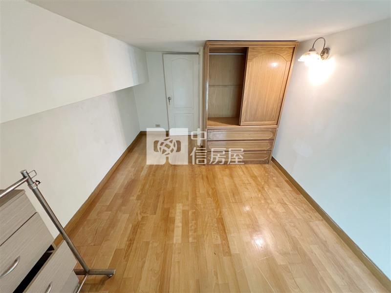 喜市山景3房+車位房屋室內格局與周邊環境