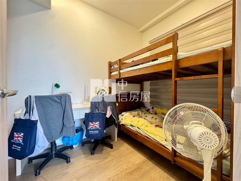 草屯澄玉高樓層三房附休旅車位房屋室內格局與周邊環境