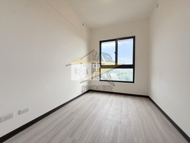 【星鑽】龍岡益展有福雙衛開窗｜前後陽台景觀3房車房屋室內格局與周邊環境