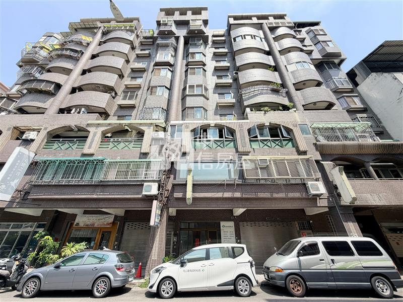 雙十國中黃金雙車店住房屋室內格局與周邊環境