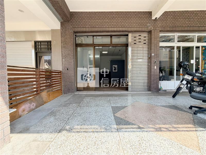 雙十國中黃金雙車店住房屋室內格局與周邊環境