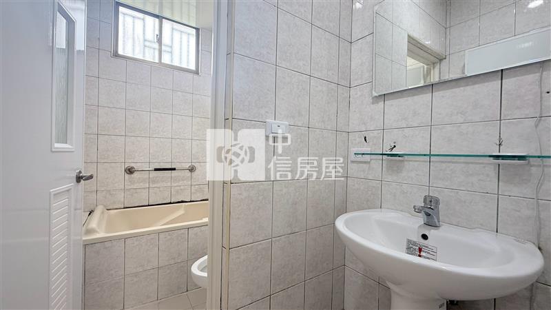 荷蘭風情別墅 ★影音空拍在中信嘉義玉山店房屋室內格局與周邊環境