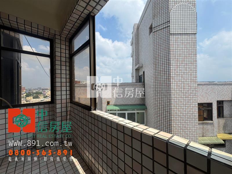 蟠龍名廈大坪數美三房房屋室內格局與周邊環境